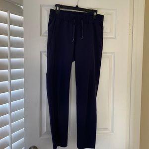Lululemon stretchy straight leg pants. Navy blue, size 6